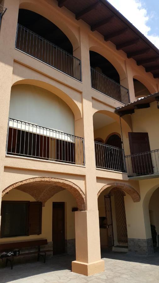 Bed and Breakfast La Taverna Di Tony Montalto Dora Экстерьер фото