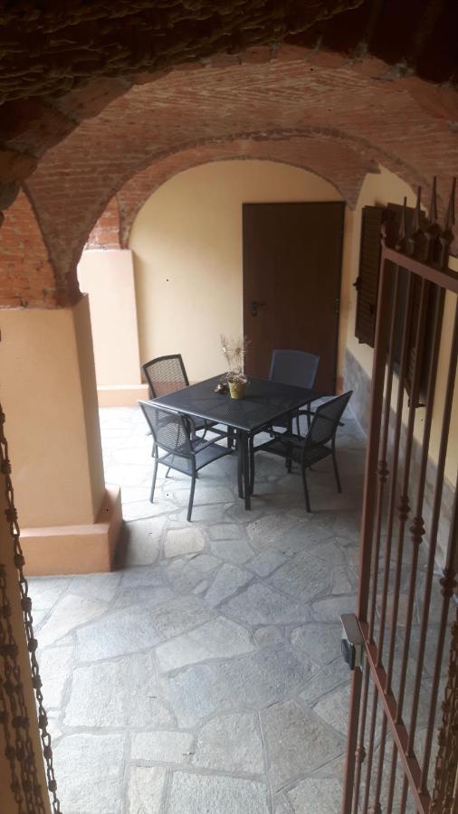 Bed and Breakfast La Taverna Di Tony Montalto Dora Экстерьер фото